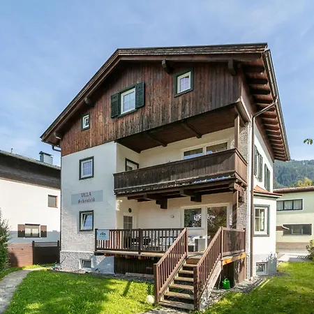 Schoenfeld Apartment *